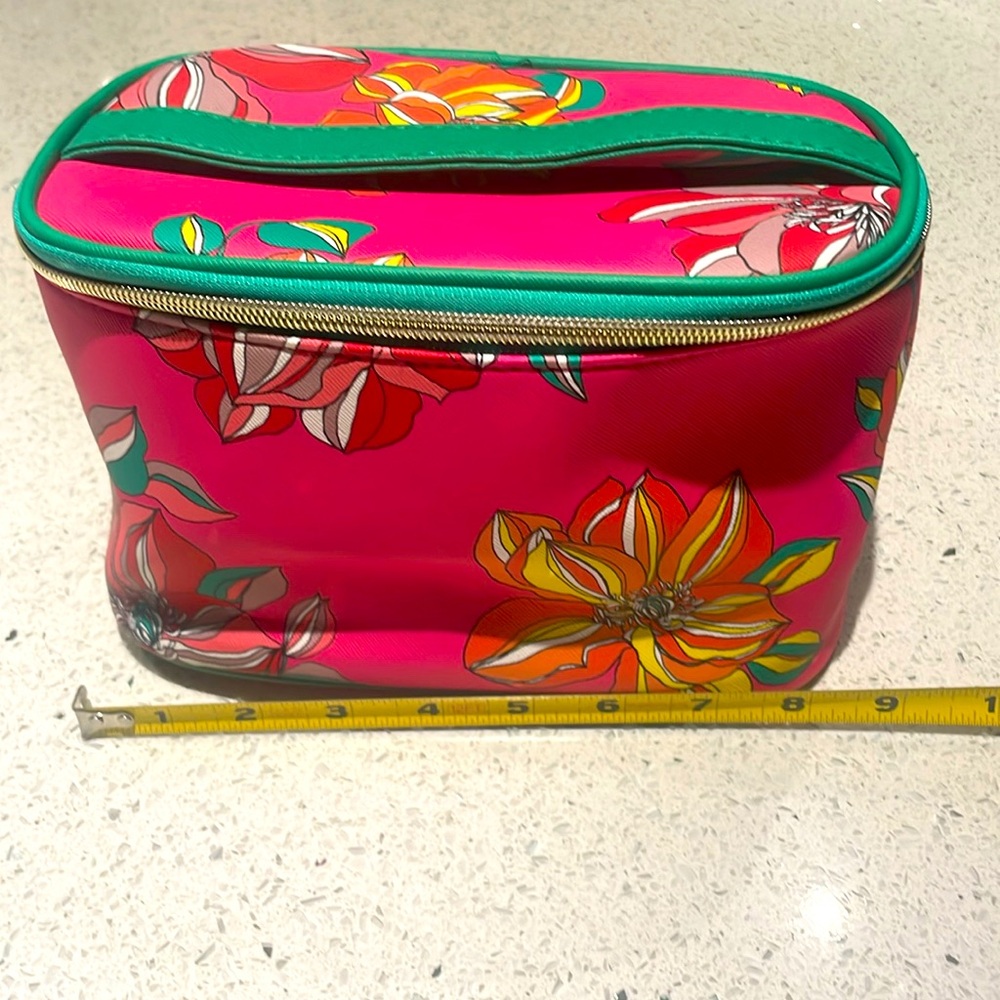 New! Trina turk cosmetic bag